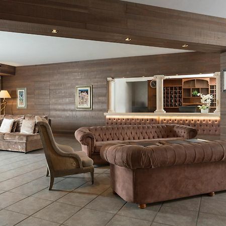 Hotel Don Luis Кастель-ді-Сангро Екстер'єр фото