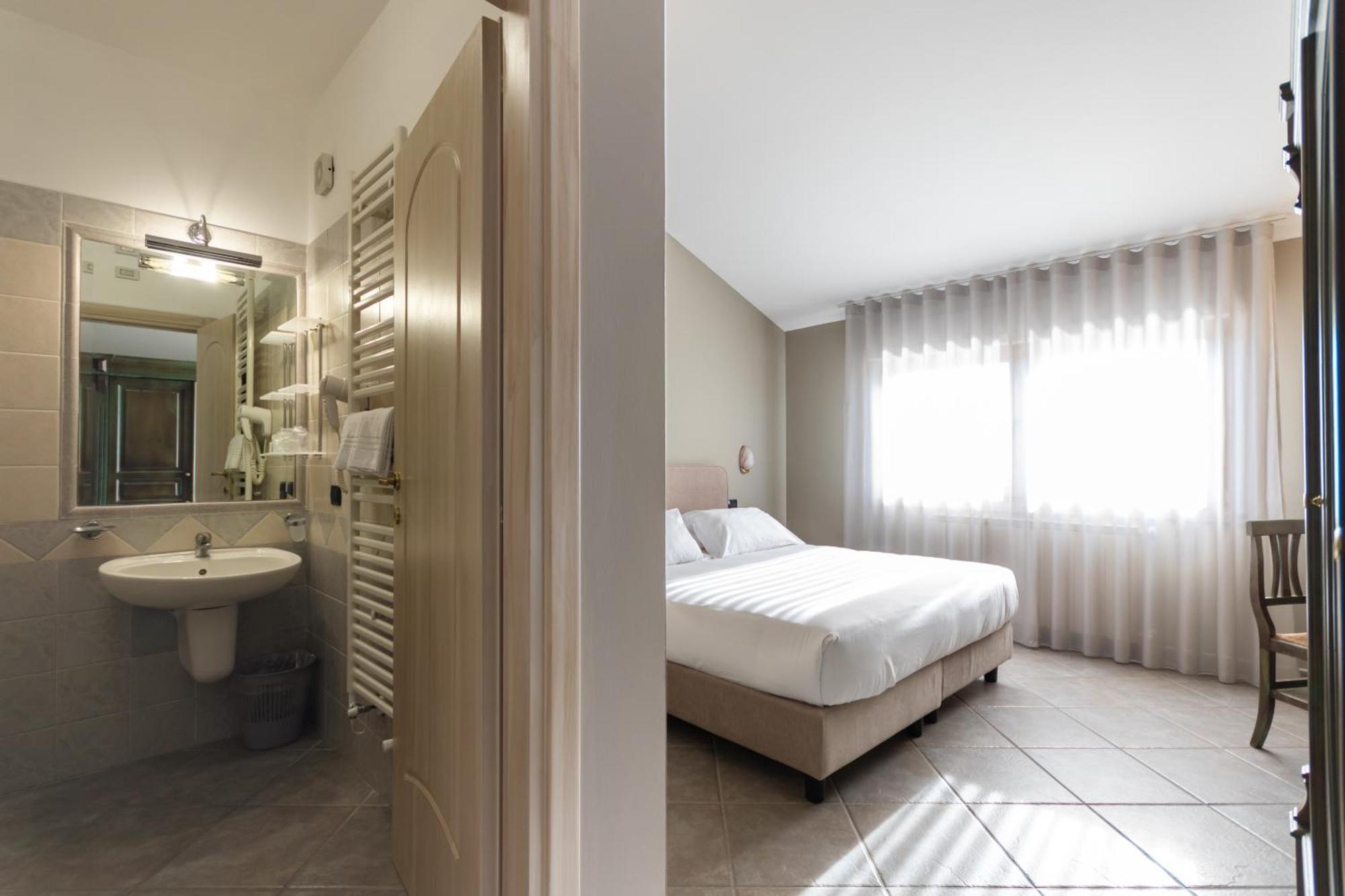 Hotel Don Luis Кастель-ді-Сангро Екстер'єр фото