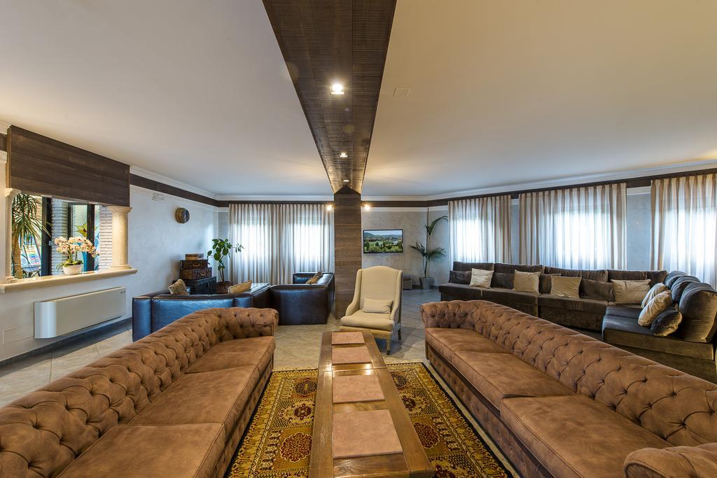 Hotel Don Luis Кастель-ді-Сангро Екстер'єр фото