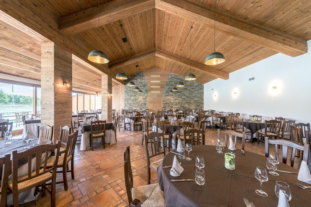 Hotel Don Luis Кастель-ді-Сангро Екстер'єр фото